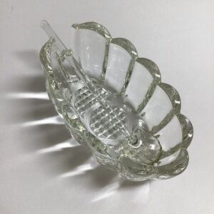 Princess House Heritage 438 Clear Scalloped Glass Buffet Fork Shell Spoon Holder
